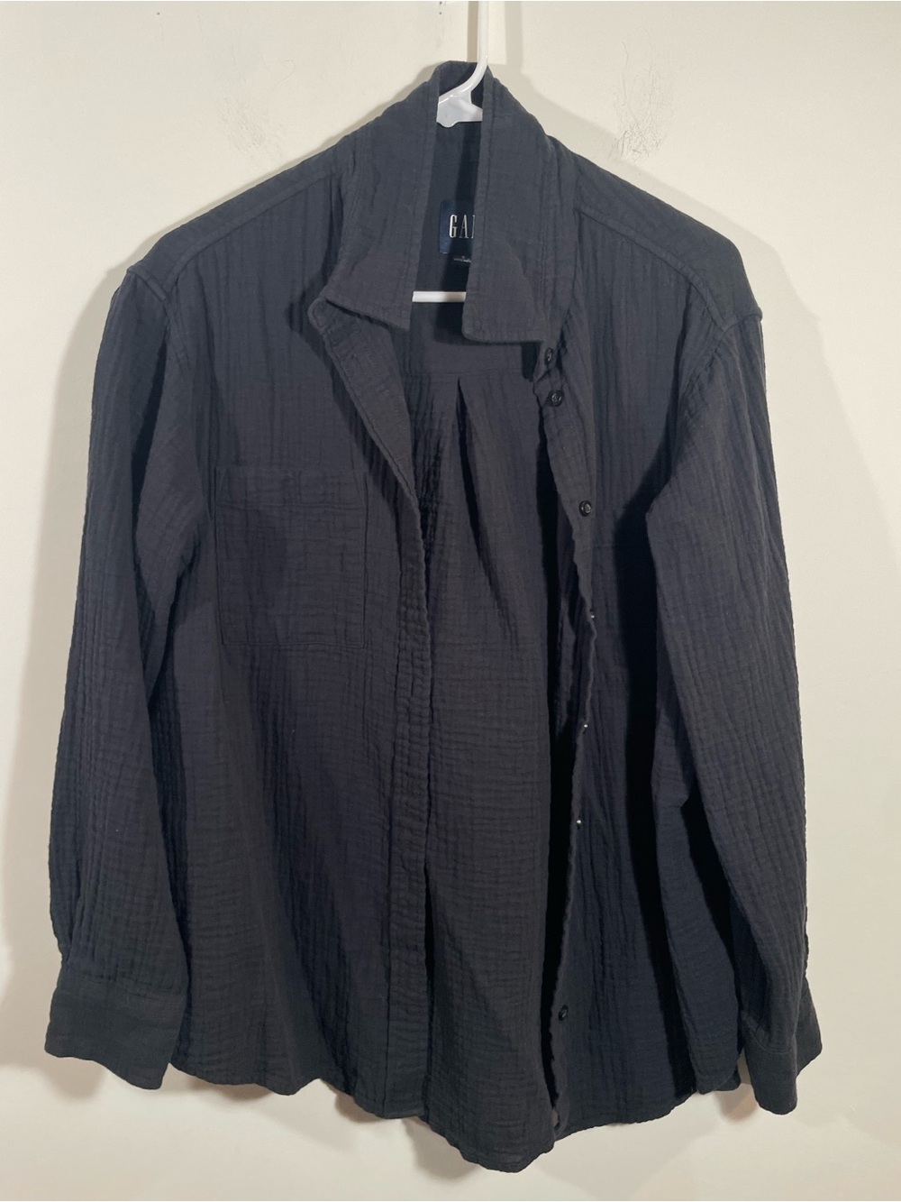 Gap cotton gauze long sleeve button down shirt S